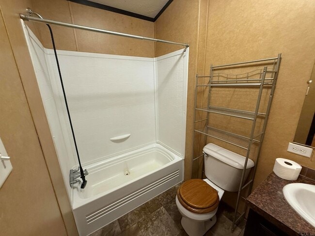 Building Photo - 241 CR 2445