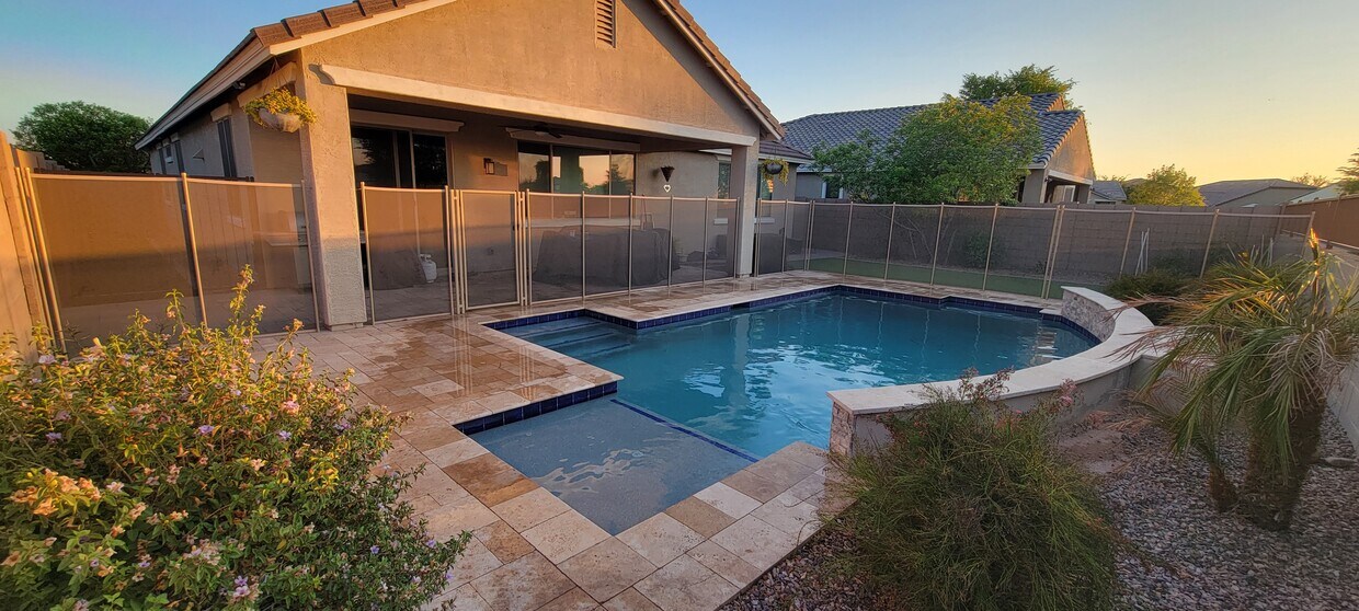 Foto principal - 3012 E Quenton St