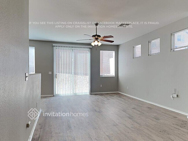 Foto del edificio - 8133 Tilkuni Dr