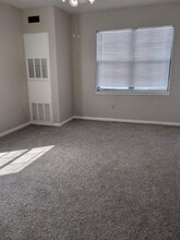 Interior Photo - The Life at Sterling Woods
