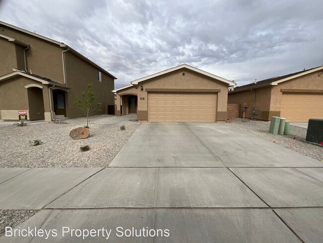 Building Photo - 3 br, 2 bath House - 456 Chafey Dr SW