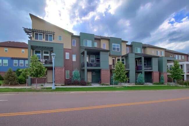 Foto del edificio - 2 Bedroom townhome in Broomfield