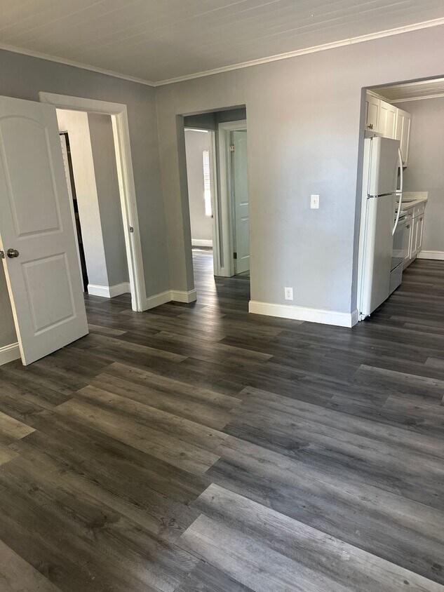 Foto del edificio - 1016 Douglass Ave