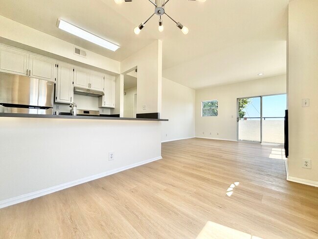 Foto del edificio - 3726 Sawtelle Blvd Los Angeles, CA 90066