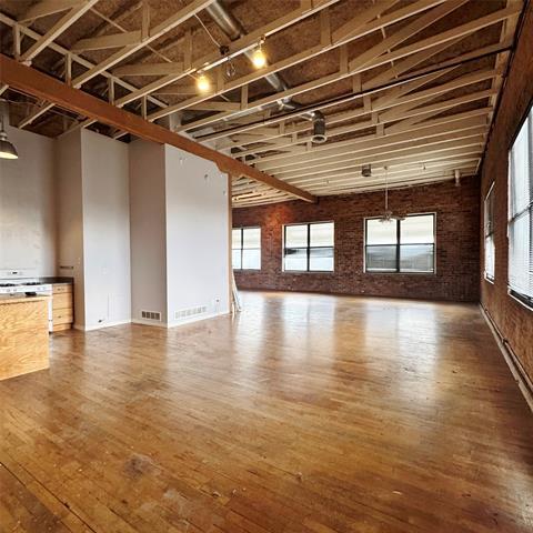 Foto del edificio - 2220 S Harwood St