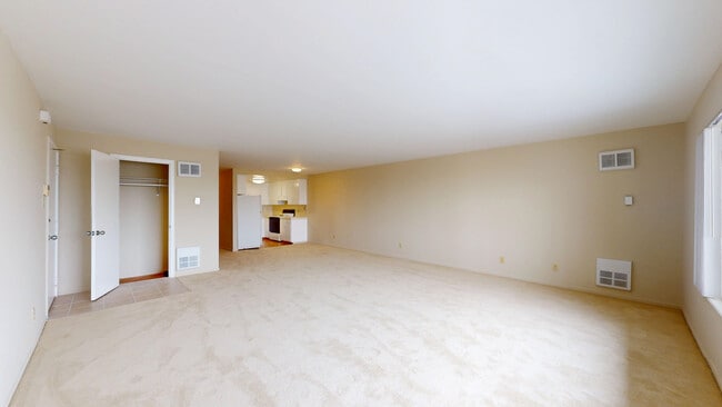 Building Photo - 59 Lupine Ave