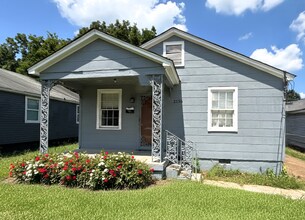 Building Photo - 2156 Stovall Ave