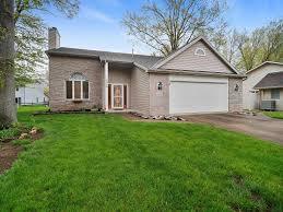 Foto principal - 9028 Hickory Knoll Blvd