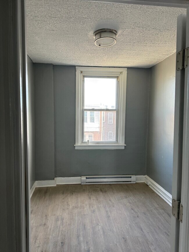 Foto del edificio - 2517 Island Ave