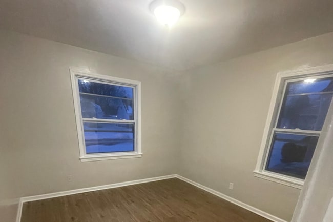 Building Photo - 18406 Lewis Dr