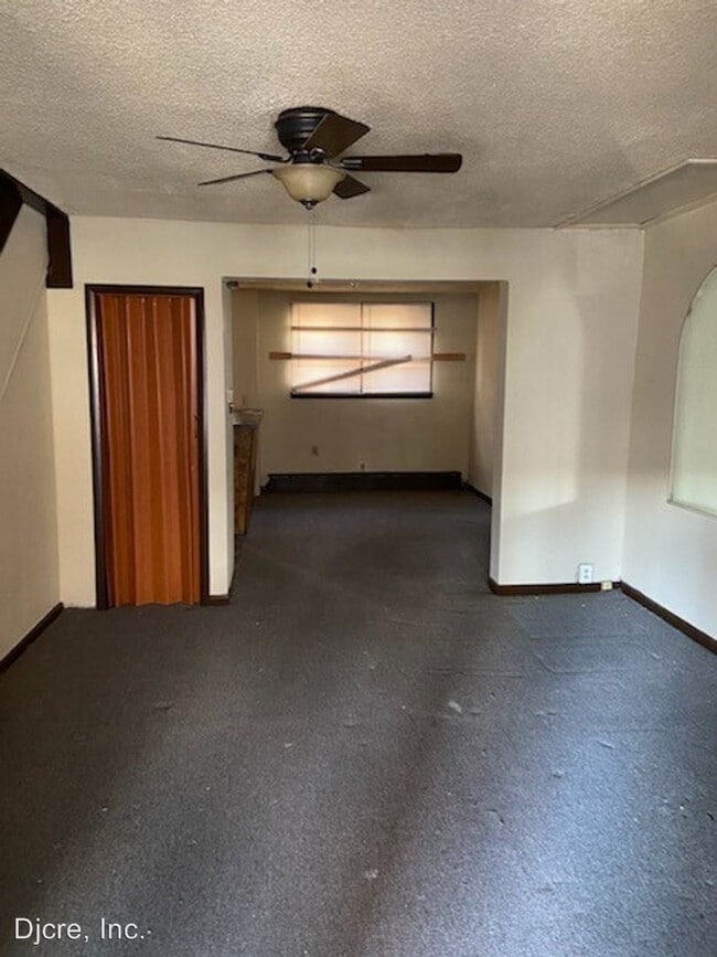 Building Photo - 3 br, 1 bath House - 6503 Grays Avenue