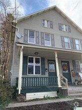 Building Photo - 723 S Main St
