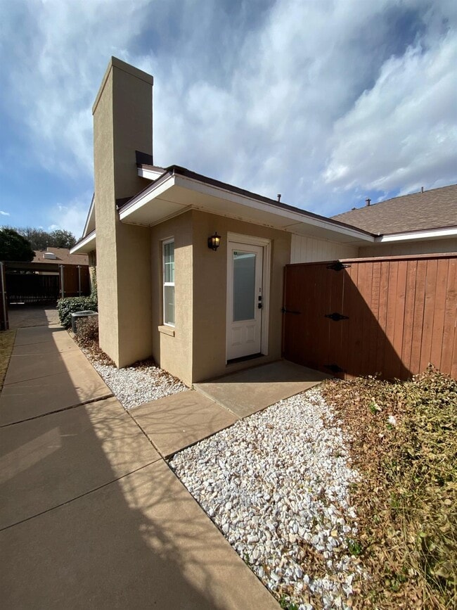 Building Photo - 3235 64th St