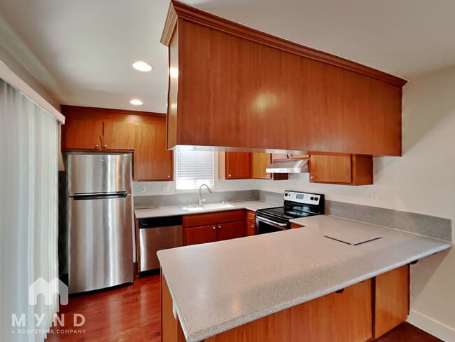 Building Photo - 5936 Marshwell Way