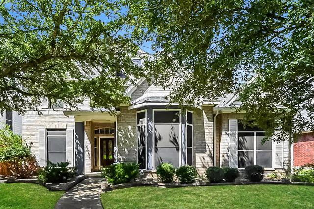Foto principal - 3325 Fallbrook Dr