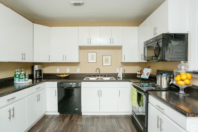 Modern Living with Breezy Comfort! - Modern Living with Breezy Comfort! Apartment