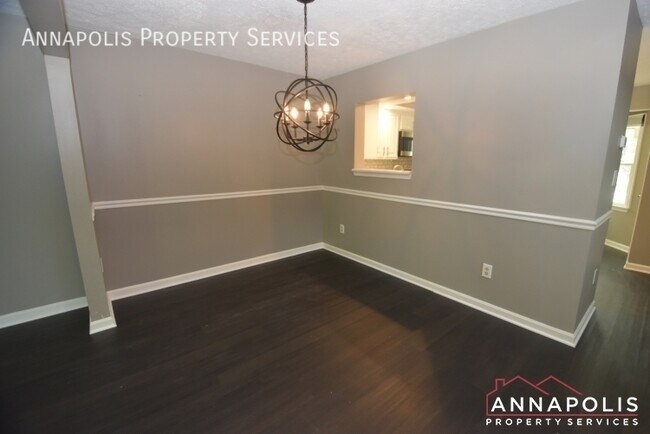 Foto del edificio - 1629 Elkwood Ct