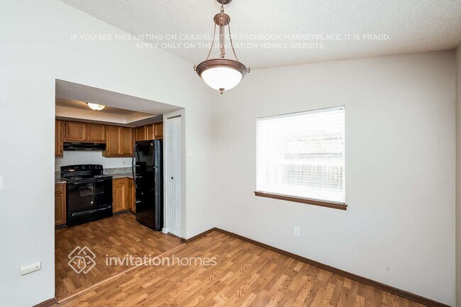 Building Photo - 2230 Beacham Dr