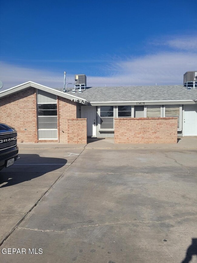 Building Photo - 11415 Sundrop Ct