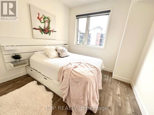 Building Photo - 10-10 Beausoleil Ln