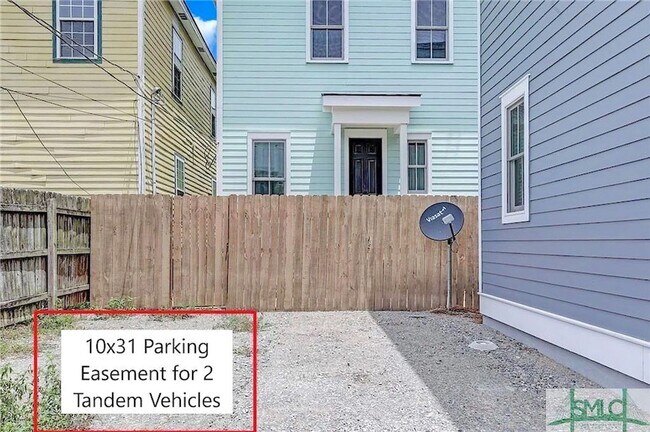 Foto del edificio - 4 BED | 2.5 BATH | PRIVATE OFF-STREET PARKING | OUTDOOR PATIO | WALK TO GARVIN HALL