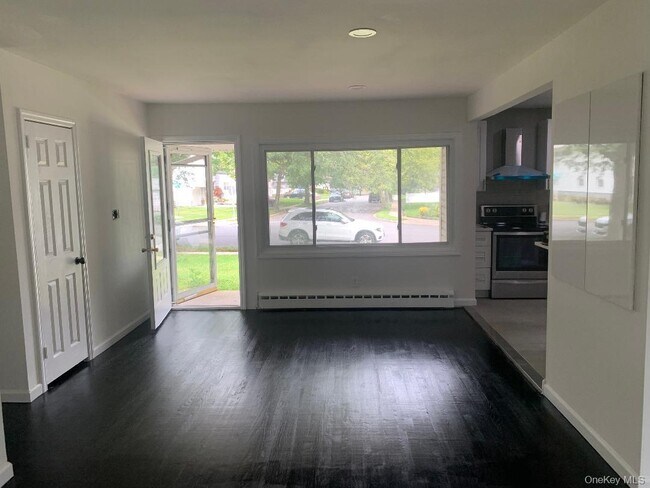 Foto del edificio - 402 Leslie Ln