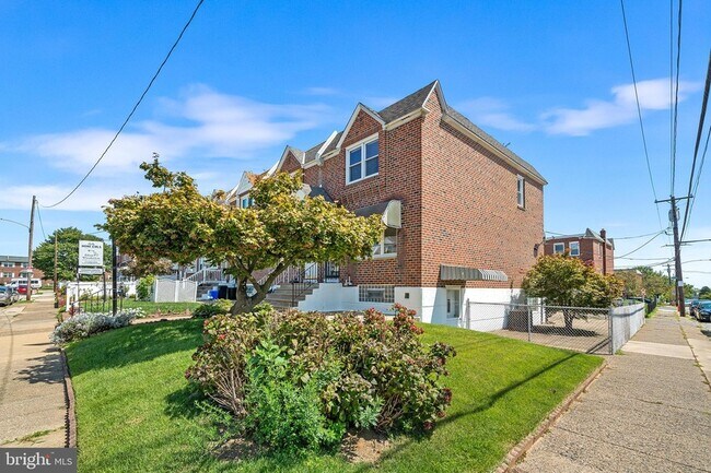 Foto del edificio - 8601 Gillespie St