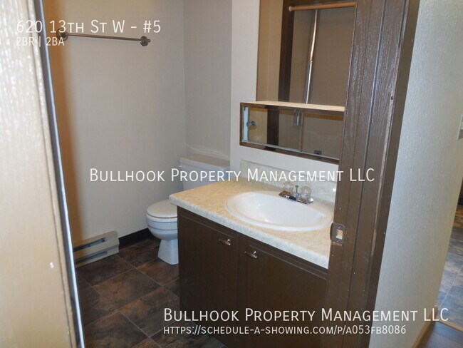 Foto del edificio - MOVE IN SPECIAL $300 off first full months...