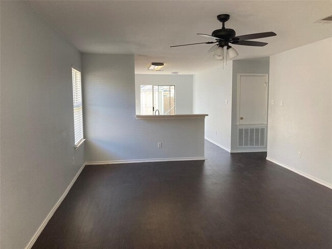 Foto del edificio - 3007 Crownover St