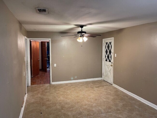 Foto del edificio - 1336 N 29th St