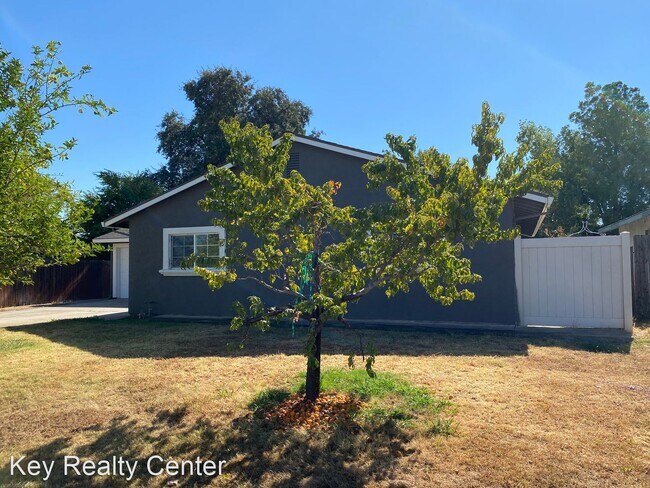 Building Photo - 3 br, 2 bath House - 110 Wildflower Drive