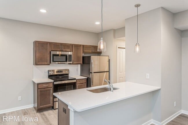Foto del edificio - 3 br, 2.5 bath House - 260 Amberwood Drive