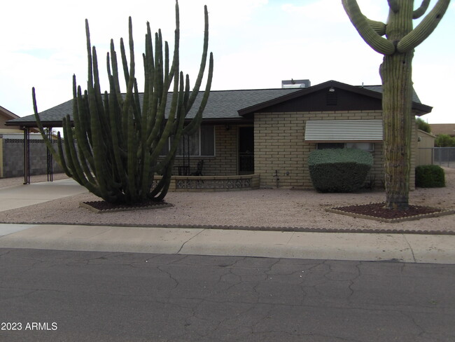 Building Photo - 1446 S Palo Verde Dr