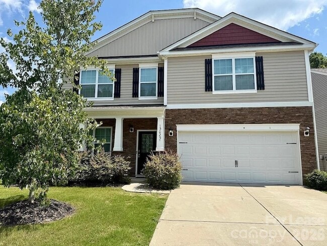 Building Photo - 13023 Newburgh Green Dr