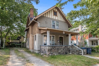 Building Photo - 852 Brookwood Pl