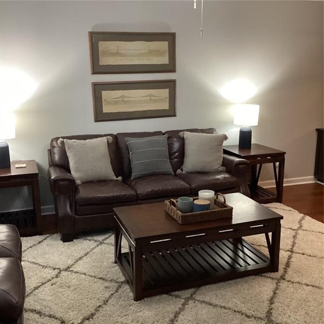 1261 Harris Commons Pl, Roswell, GA 30076 Townhome Rentals in Roswell