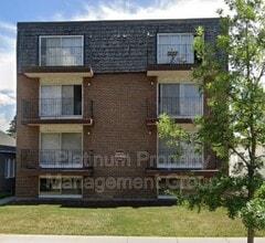 Building Photo - 923-923 3 Ave NW