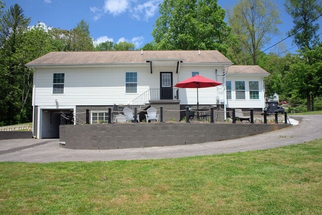 Building Photo - 4518 Holston Hills Rd