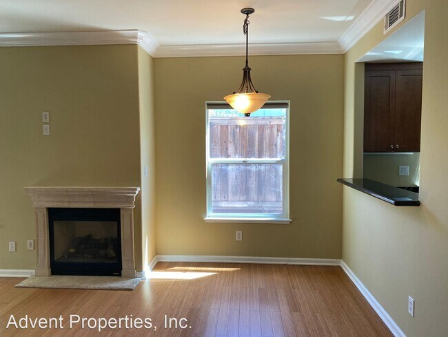 Building Photo - 2 br, 2 bath House - 3719A Maybelle Avenue
