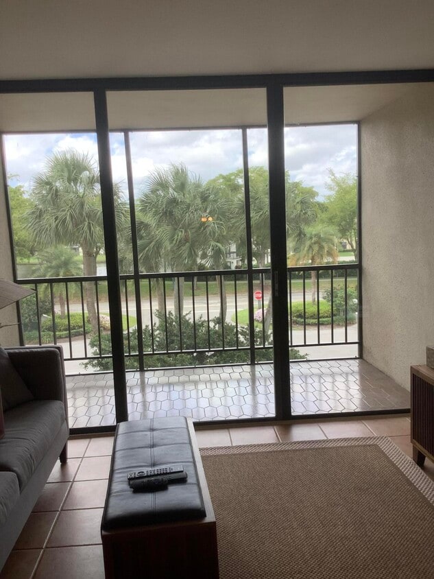 6845 Willow Wood Dr Unit 3033, Boca Raton, FL 33434 Condo for Rent in