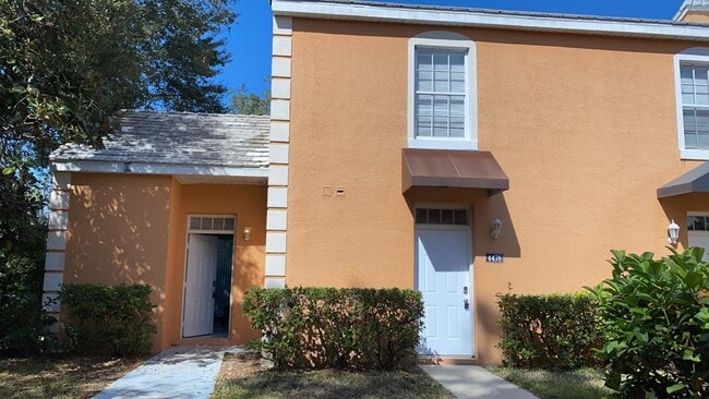 Photo - 2545 Old Vineland Rd Townhome