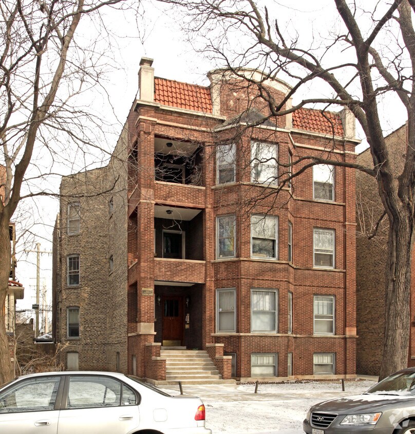 Foto principal - 1340 W Granville Ave