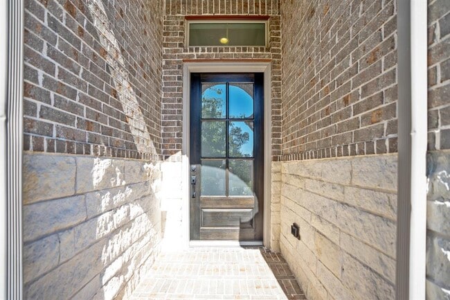Building Photo - 241 Trillium Pk Lp