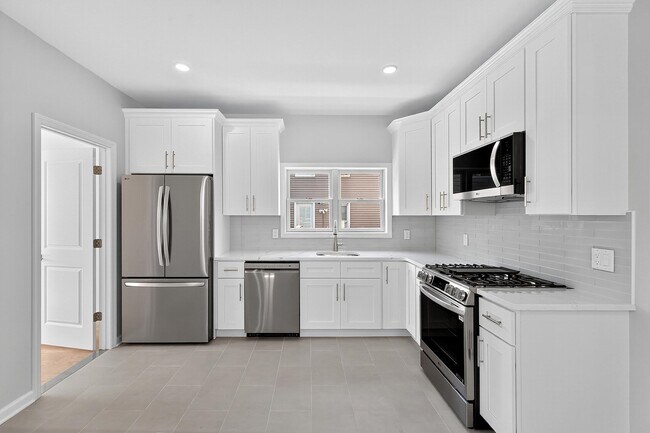 Building Photo - 204 John F. Kennedy Blvd