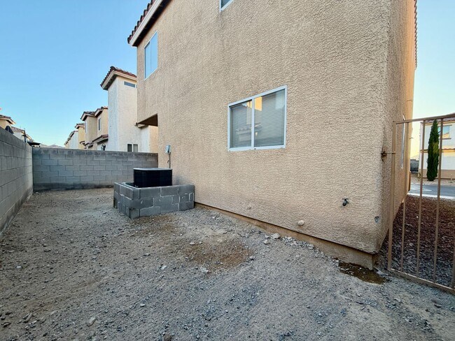 Foto del edificio - 4 bedroom near Nellis AFB