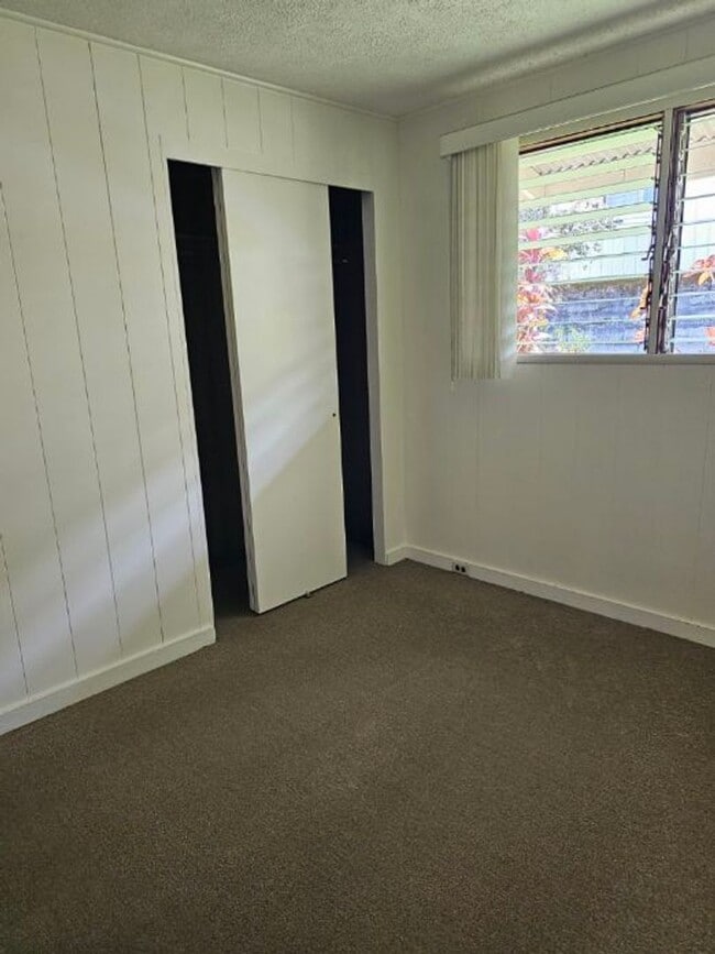 Building Photo - 3 bedroom Unit in Hilo Town