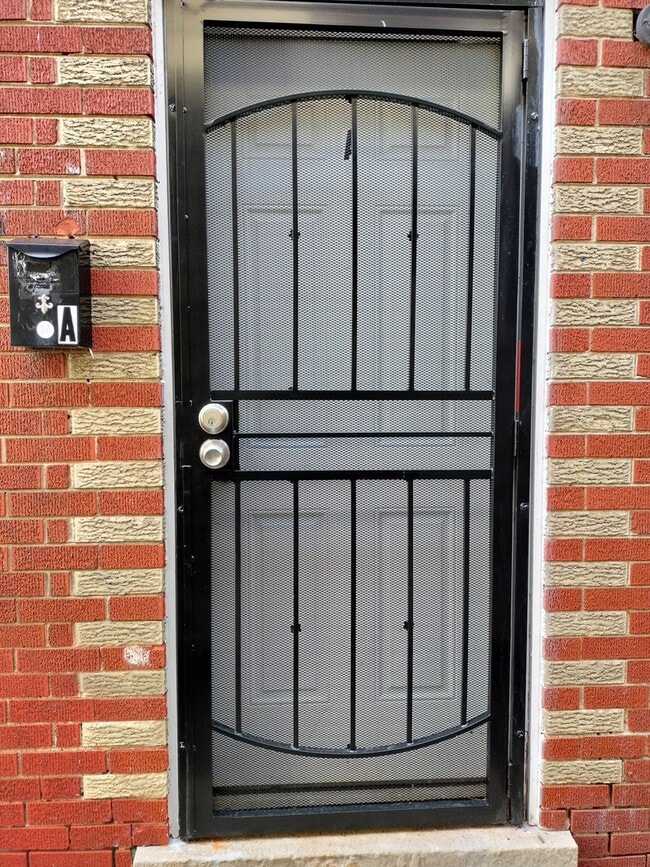 Foto del edificio - 7910 S Muskegon Ave