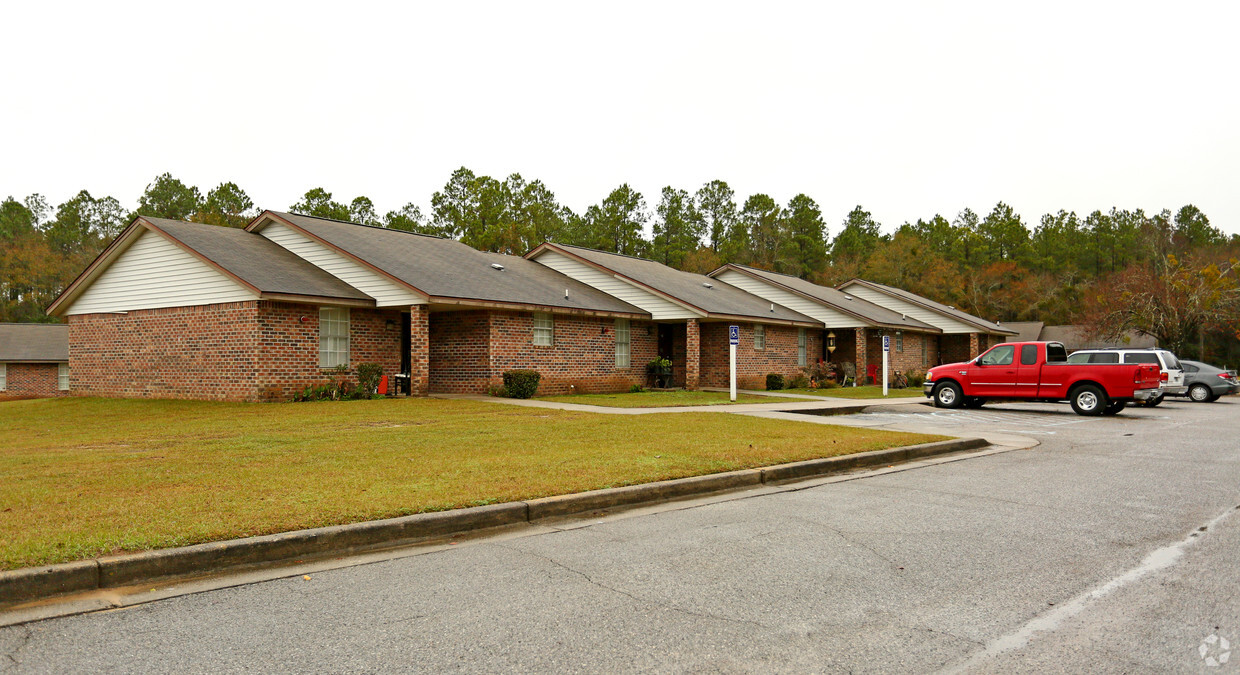 Primary Photo - Vanguard Village Apartments