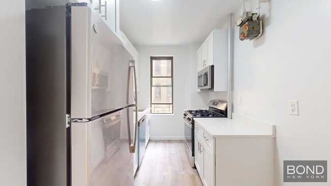 Building Photo - 605 W 170th St
