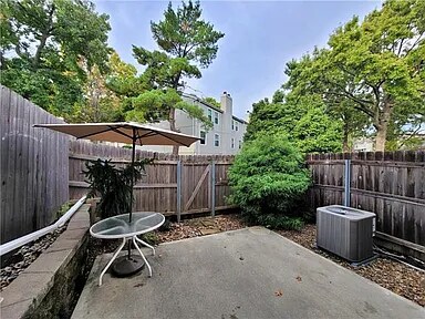 Primary Photo - 8615 W 108th Pl